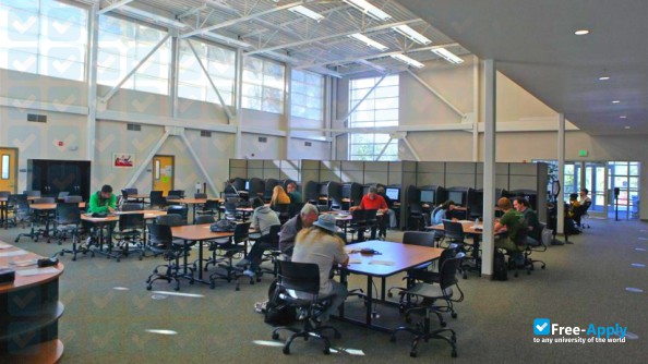 Shasta College photo #4