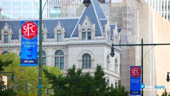 Foto de la St. Francis College #4