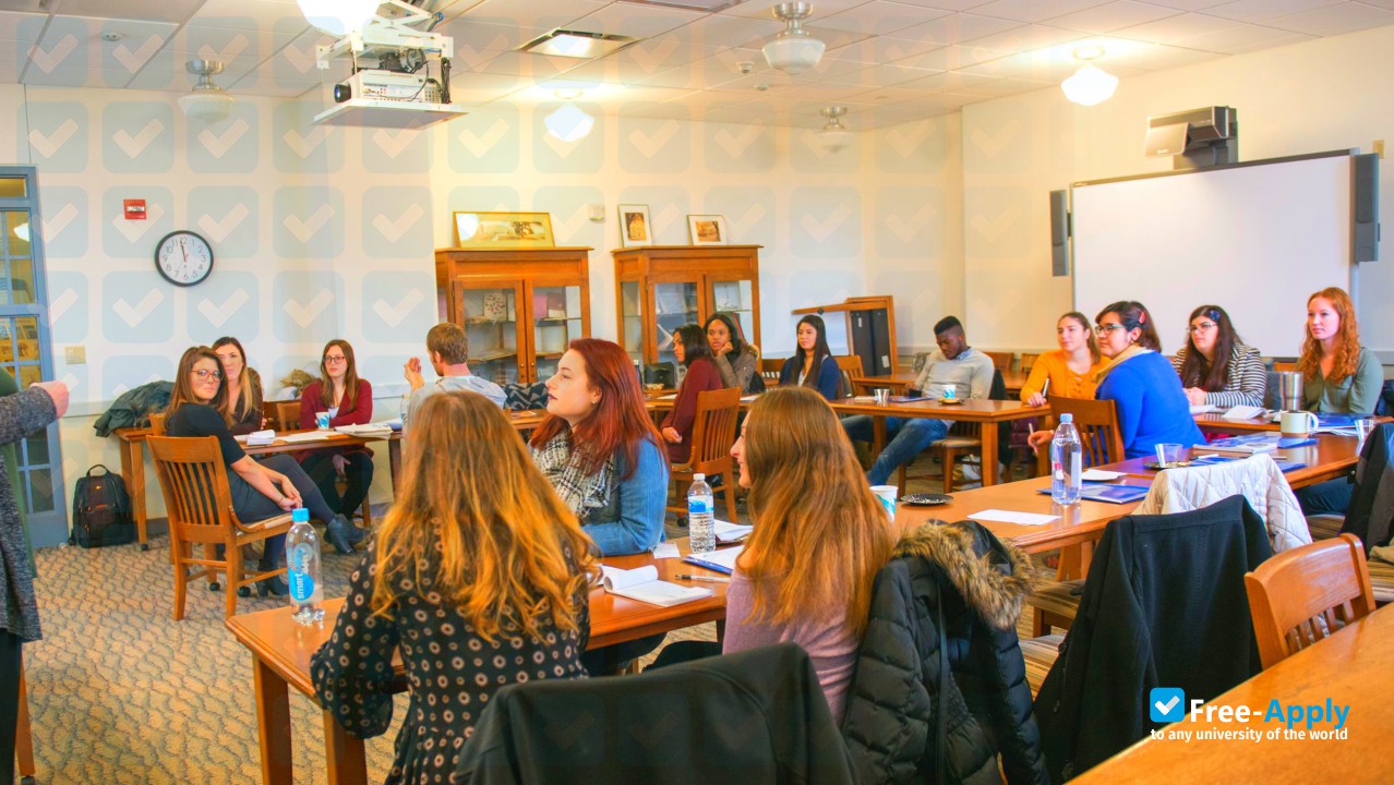 SUNY New Paltz photo #6