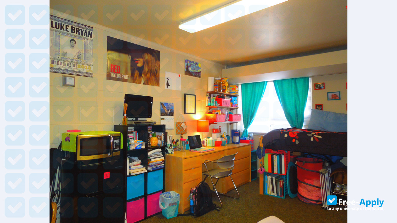Shenandoah University photo #8