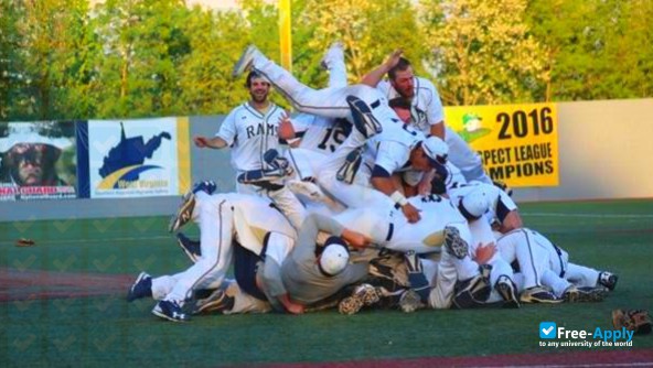 Foto de la Shepherd University #1