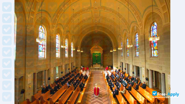 Foto de la Saint Mary's Seminary & University #4