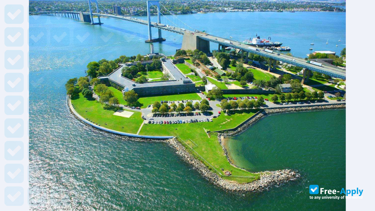 Foto de la SUNY Maritime College