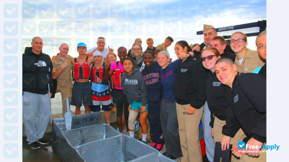 Foto de la SUNY Maritime College #4