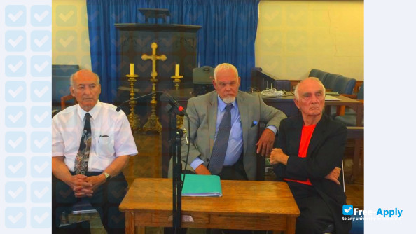 Oxford Graduate School Dayton photo #6