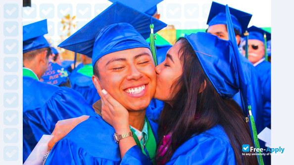 Oxnard College photo #6