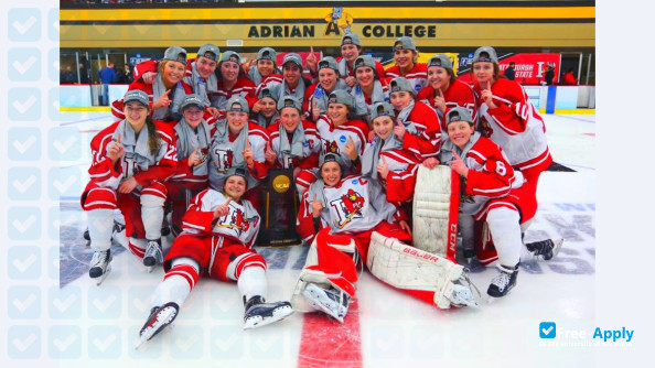 Photo de l’State University of New York Plattsburgh #13