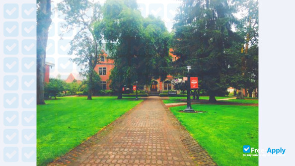 Pacific University photo #3