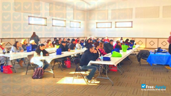 Foto de la Stone Child College #6