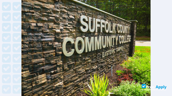 Photo de l’Suffolk County Community College #1
