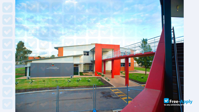 Thomas More College photo #6