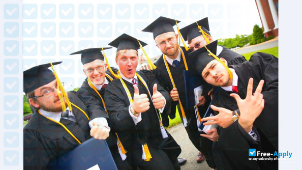 Patrick Henry College photo #1