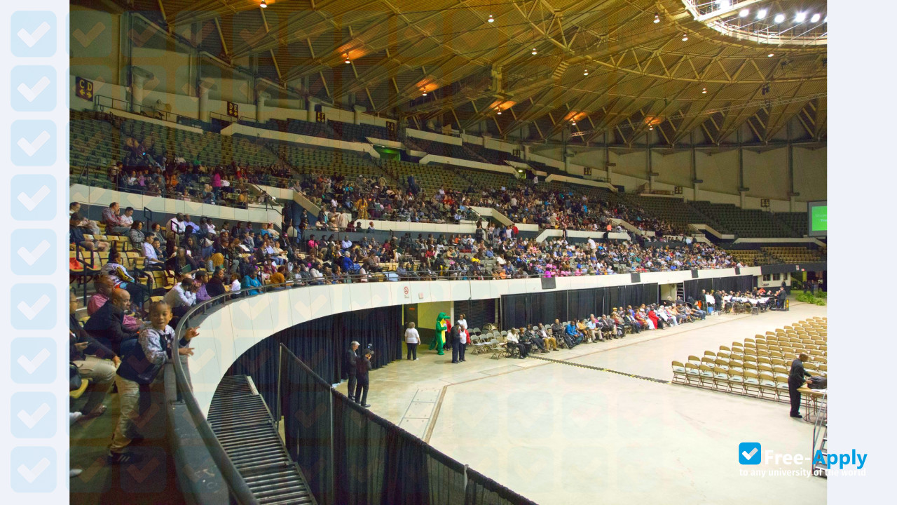 Thomas Nelson Community College photo #8