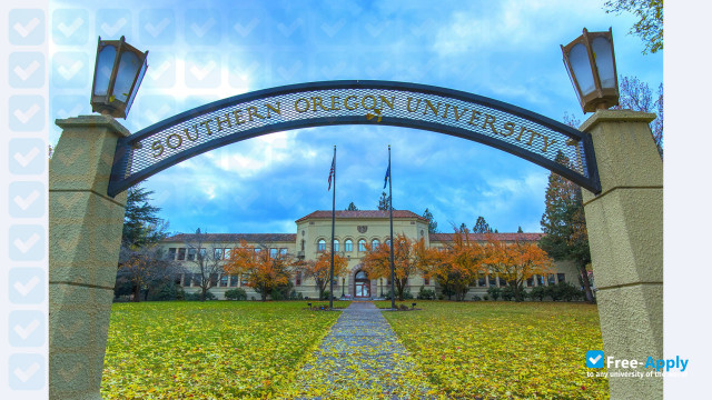 Southern Oregon University photo #11