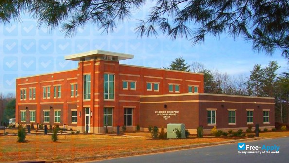 Rockingham Community College photo #2