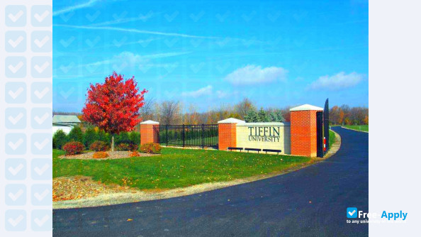 Tiffin University фотография №10