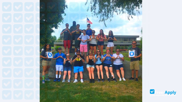 Roger Williams University photo #9
