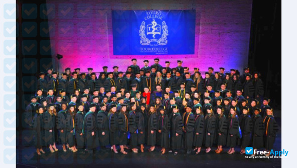 Foto de la Touro College #9