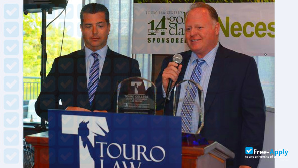 Photo de l’Touro Law Center #7