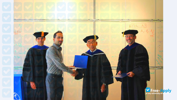 Foto de la Toyota Technological Institute Chicago #6