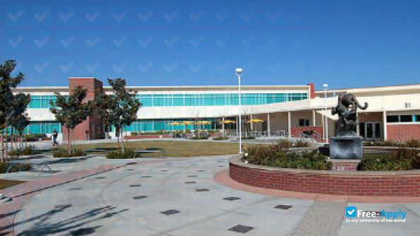 Taft College photo #10