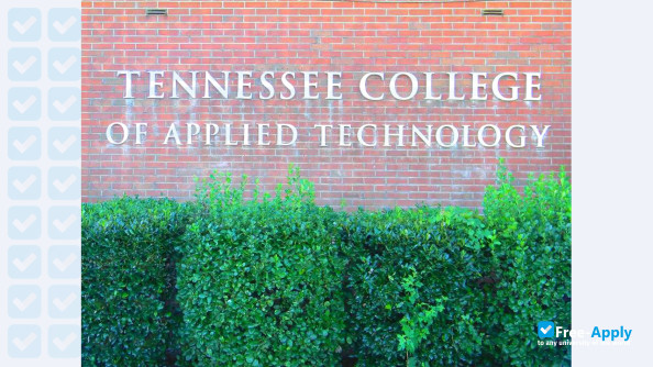 Foto de la Tennessee College of Applied Technology-McKenzie #5