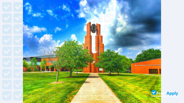 Taylor University photo #12