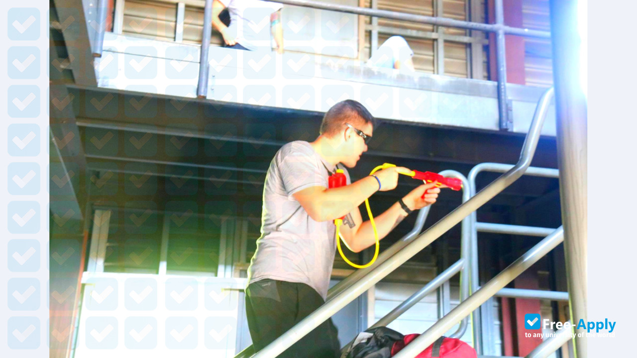 Foto de la Tri County Community College #5
