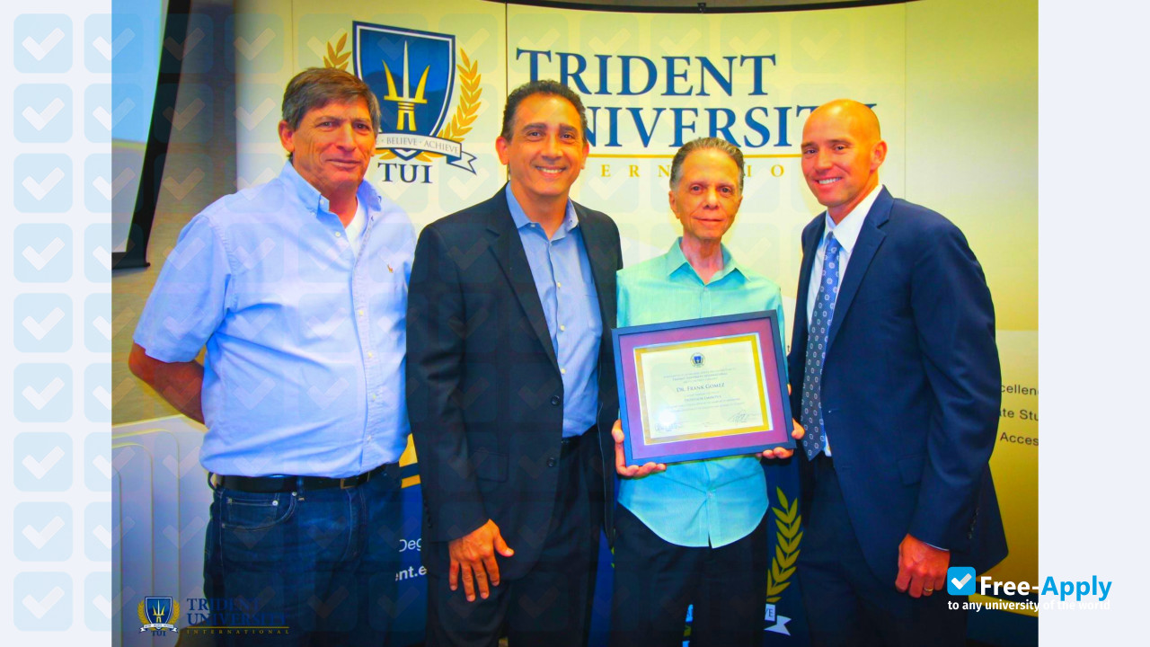 Trident University фотография №5