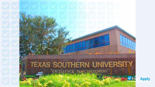 Texas Southern University Thurgood Marshall School of Law photo #2
