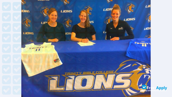 Trinity Bible College фотография №4