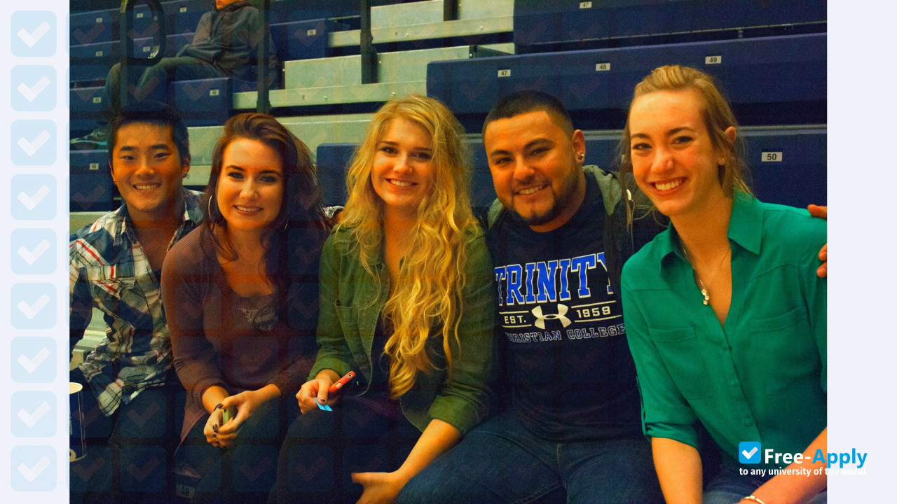 Foto de la Trinity Christian College #5