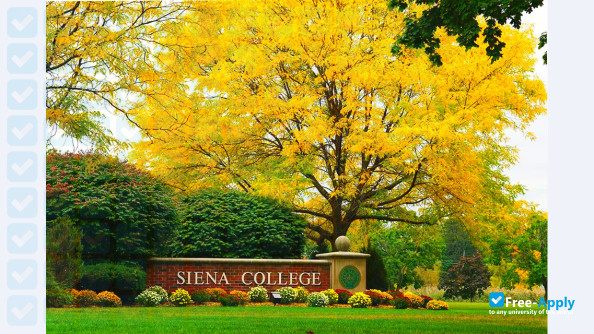 Siena College photo #11