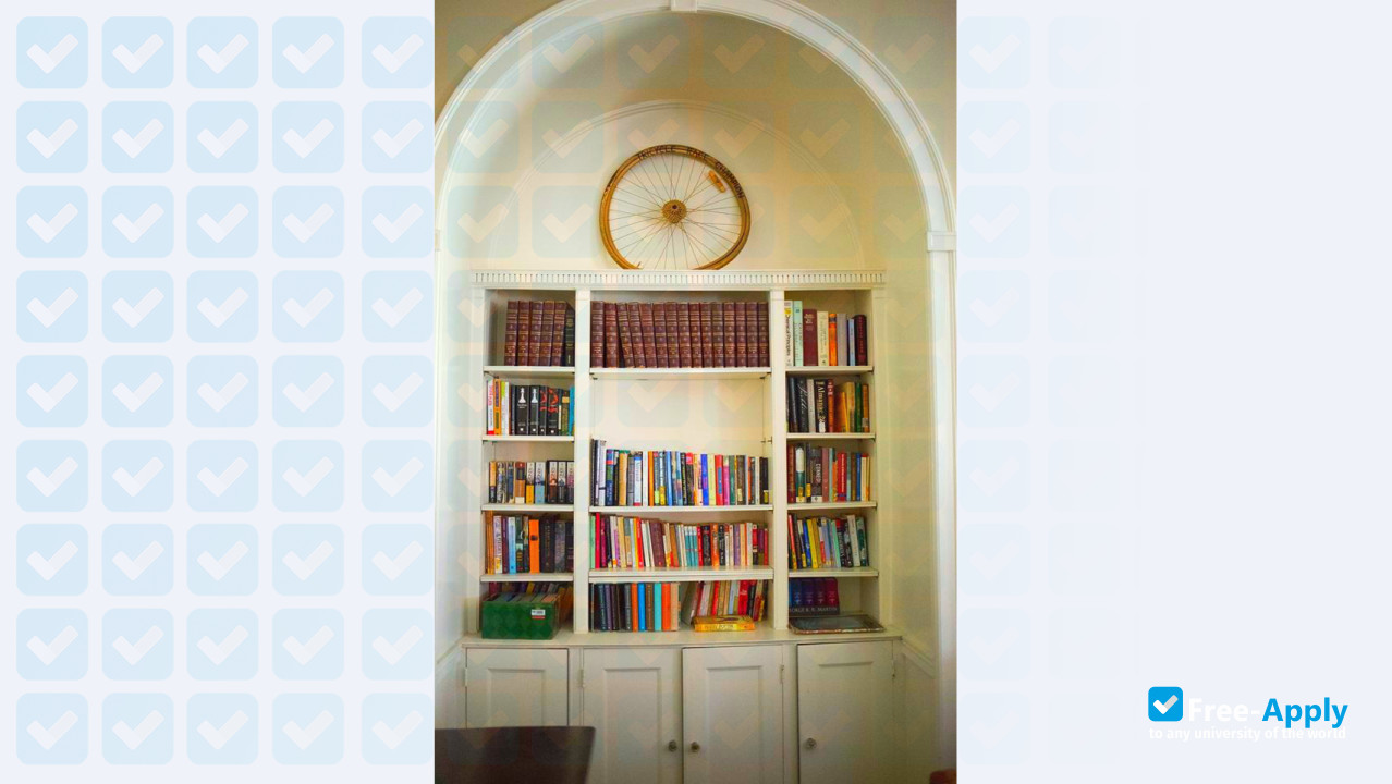 Smith College photo #6