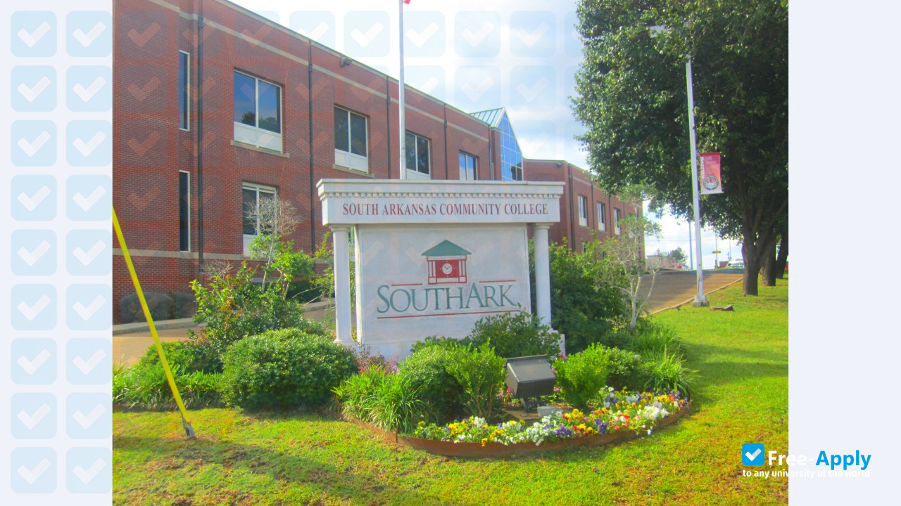 South Arkansas Community College photo #5