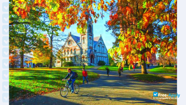University of Massachusetts Amherst фотография №2