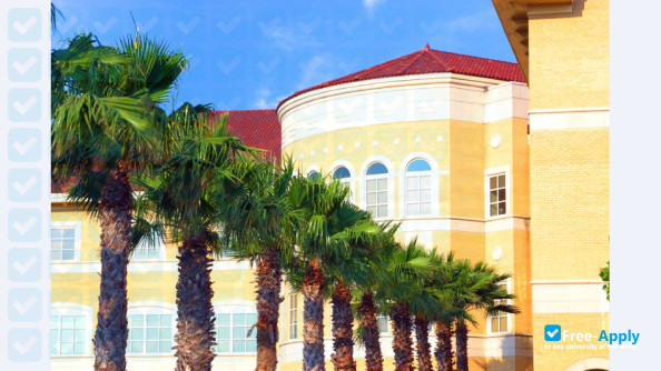 Texas A&M University–Kingsville фотография №11