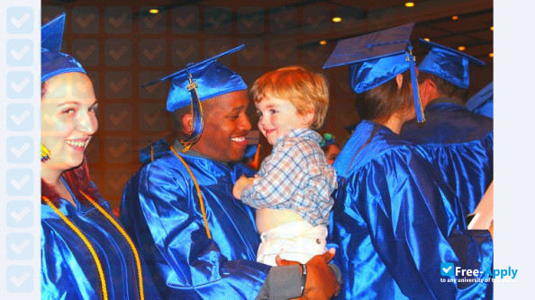 Foto de la South Hills School of Business and Technology #8