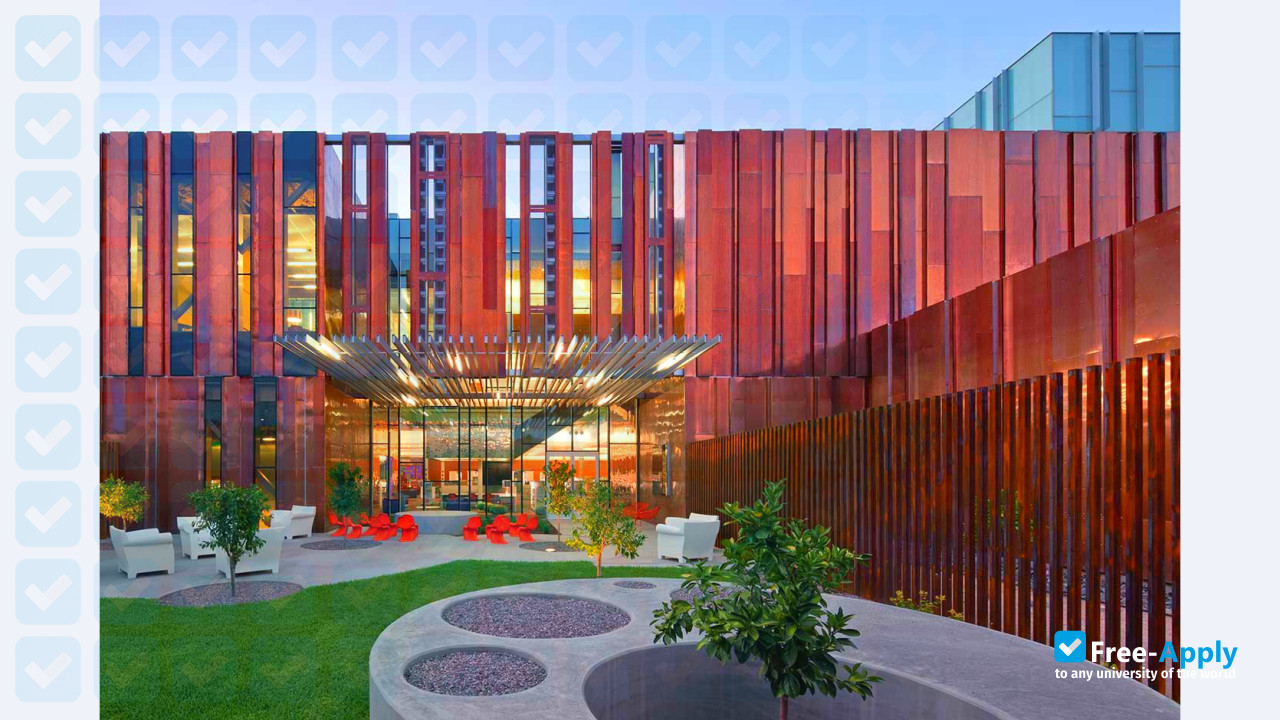 South Mountain Community College фотография №5