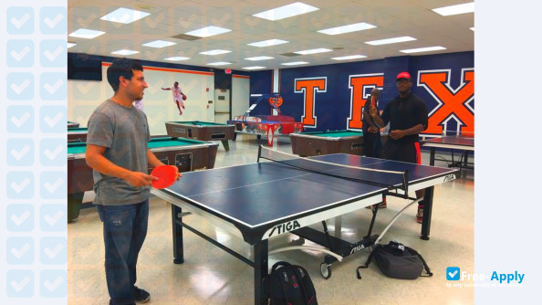 Foto de la South Plains College #5