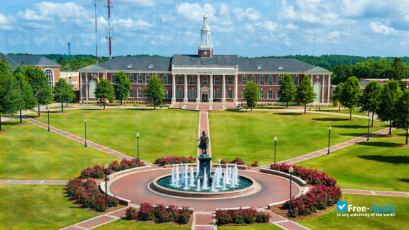 Foto de la Troy University #8