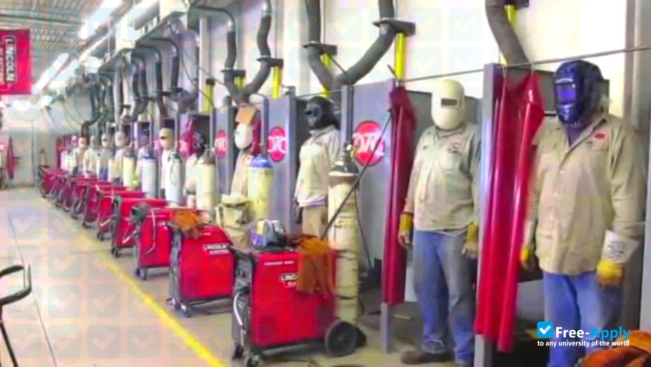 Photo de l’Tulsa Welding School #2
