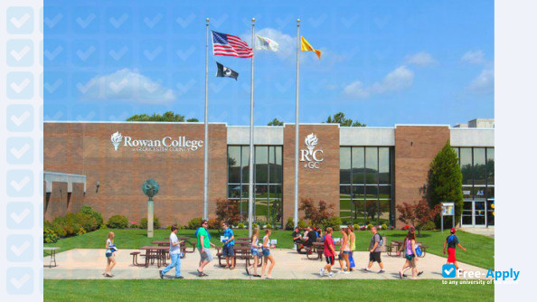Photo de l’Rowan College at Burlington County #7