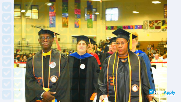 Photo de l’Roxbury Community College #11