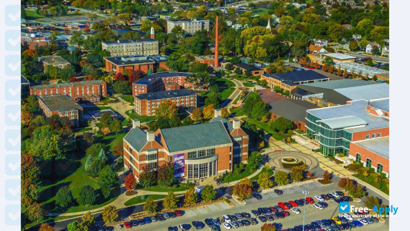 Olivet Nazarene University photo #8