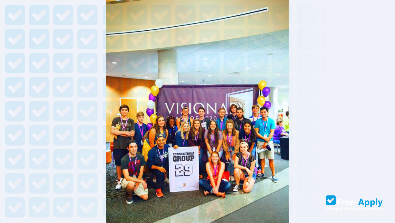 Olivet Nazarene University photo #10