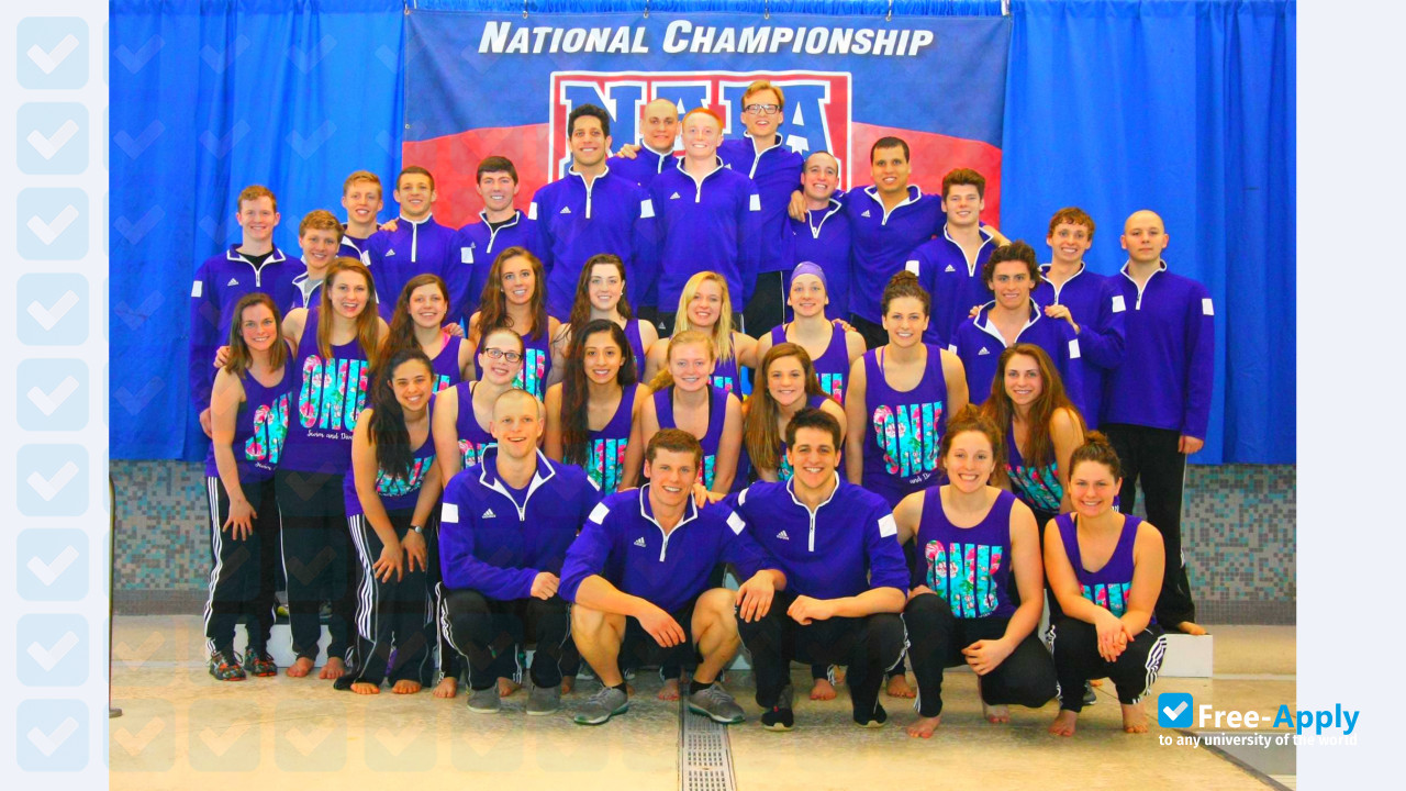 Olivet Nazarene University photo #7