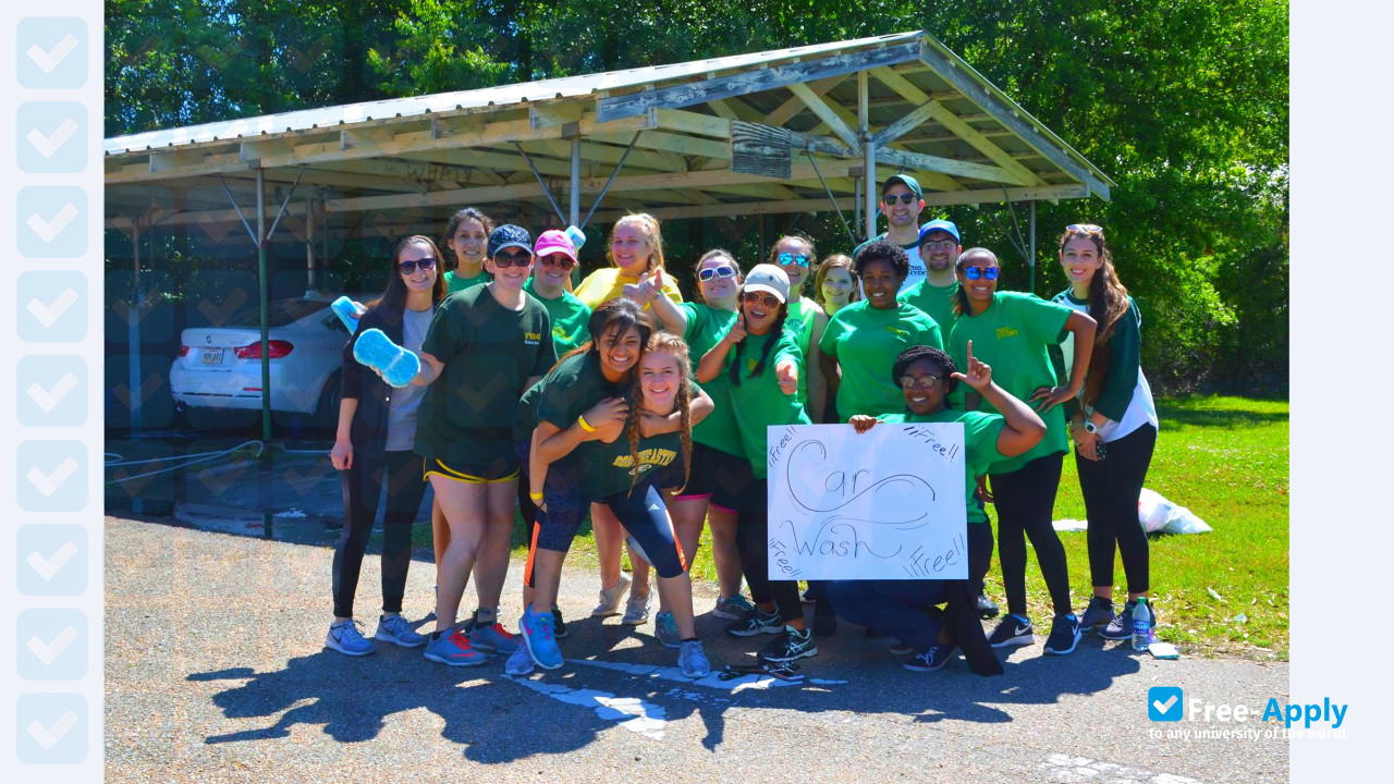 Southeastern Louisiana University photo #10