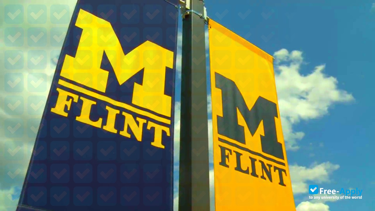 University of Michigan Flint фотография №2