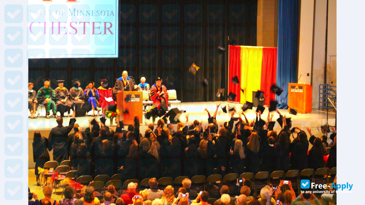 University of Minnesota Rochester photo #10